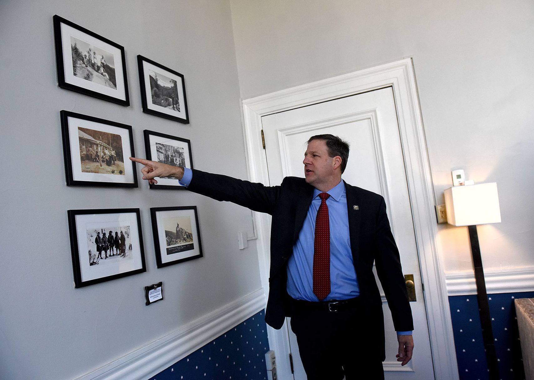 Sununu with AMC photos
